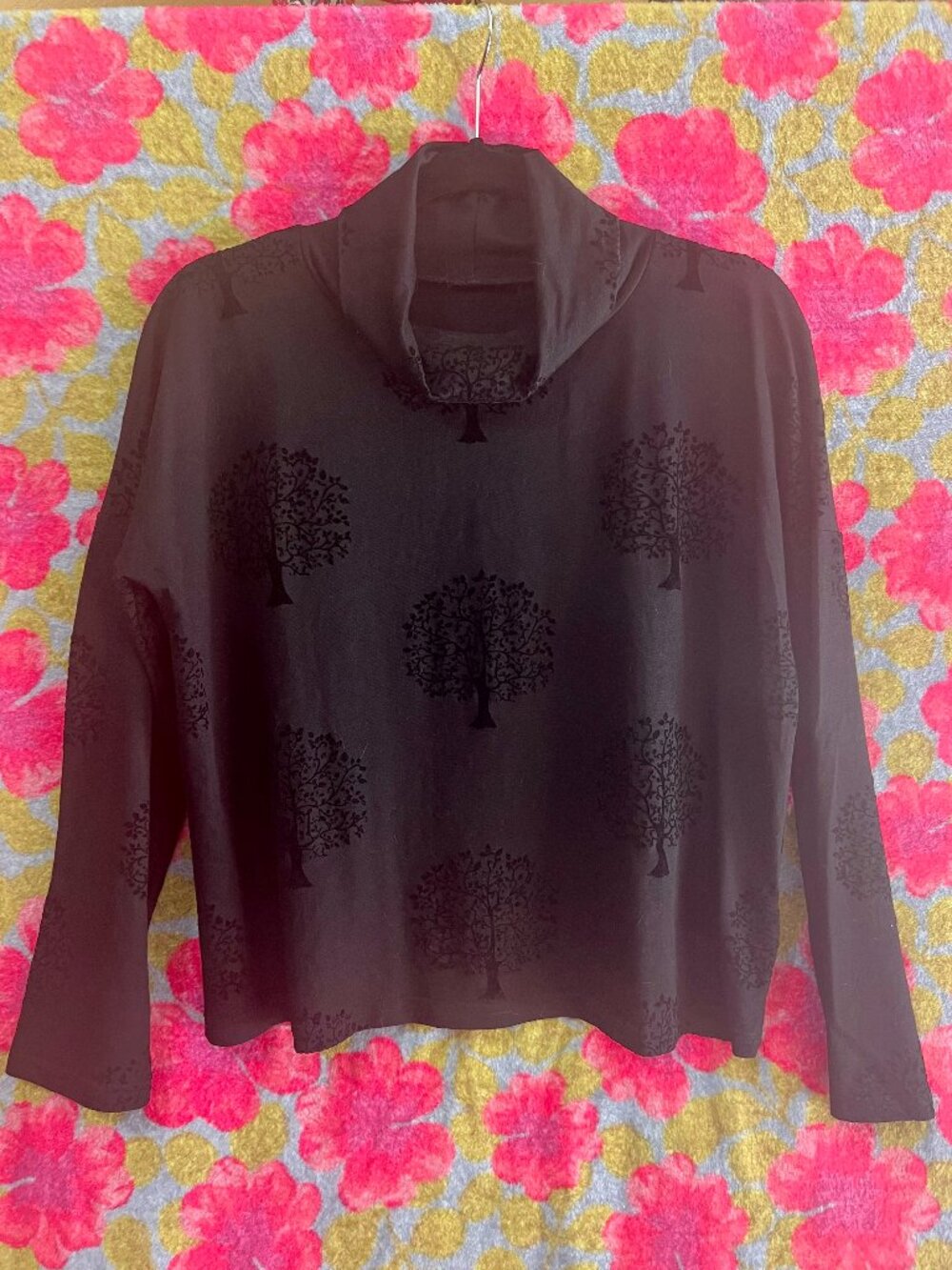 Black Cowl Neck Top by Pepaloves